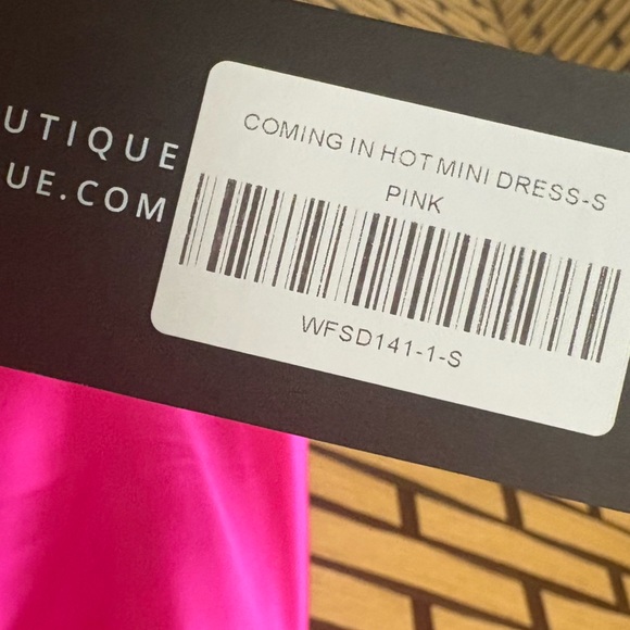 White Fox Pink Coming In Hot Mini Dress Size Small - Picture 9 of 11